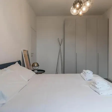 Apt24 - Modern With Balcony Holiday home